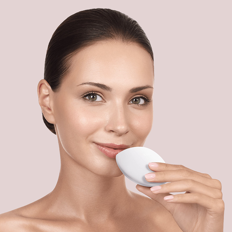 Пристрій для збільшення обʼєму губ GESKE Lip Volumizer & Booster 4 в 1 пудровий S на beauty-prof.com Фото 4 Пристрій для збільшення обʼєму губ GESKE Lip Volumizer & Booster 4 в 1 пудровий S Фото 4