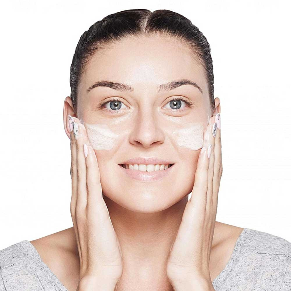 Зволожуючий гель для вмивання Forever Young Moisturizing Facial Wash Christina, 300 мл на beauty-prof.com Фото 3 Зволожуючий гель для вмивання Forever Young Moisturizing Facial Wash Christina, 300 мл Фото 3