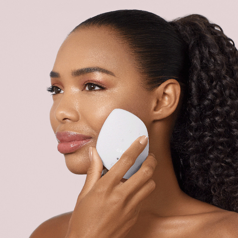 Звукова маска тепло та холод GESKE Sonic Warm & Cool Mask 9 в 1 пудровий на beauty-prof.com Фото 4 Звукова маска тепло та холод GESKE Sonic Warm & Cool Mask 9 в 1 пудровий Фото 4