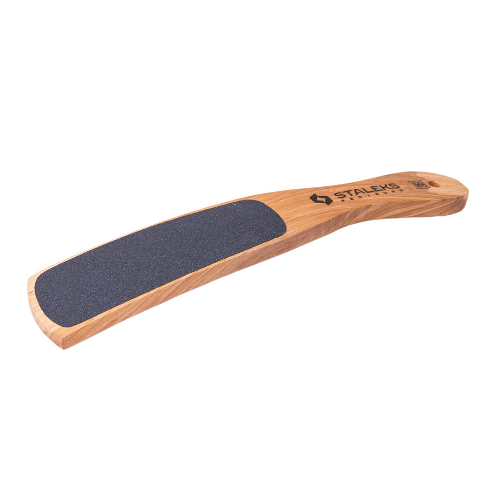 Терка для стоп деревянная изогнутая Beauty & Care 10 Type 2 100/180 (ТД-02) Staleks на beauty-prof.com Фото 3 Терка для стоп деревянная изогнутая Beauty & Care 10 Type 2 100/180 (ТД-02) Staleks Фото 3